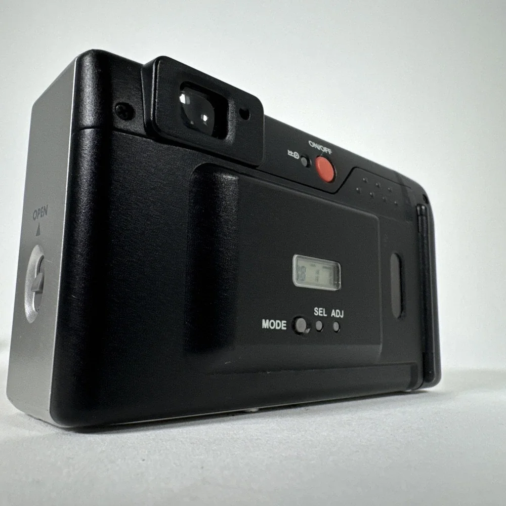 Konica Minolta Zoom 80C AF Silver Camera Point & Shoot 35mm Lens & Cover Vintage